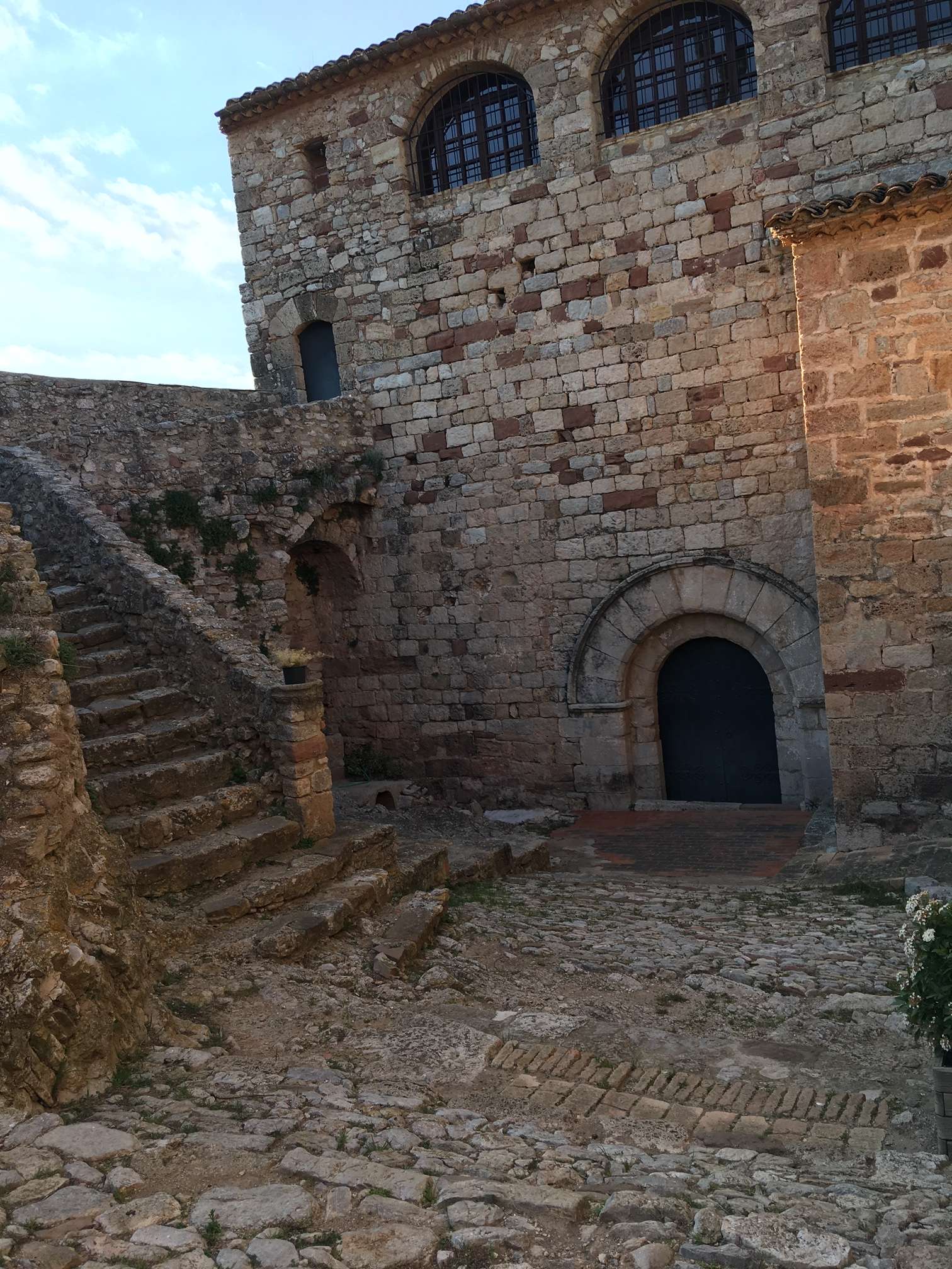 castell mediona